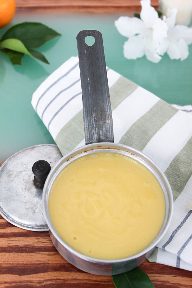 pot of cooked lemon curd