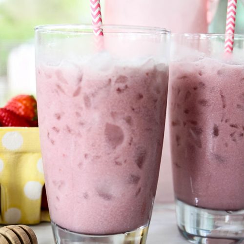 Pinkity Drinkity (Copycat Starbucks Strawberry Coconut Caffeinated Pink ...