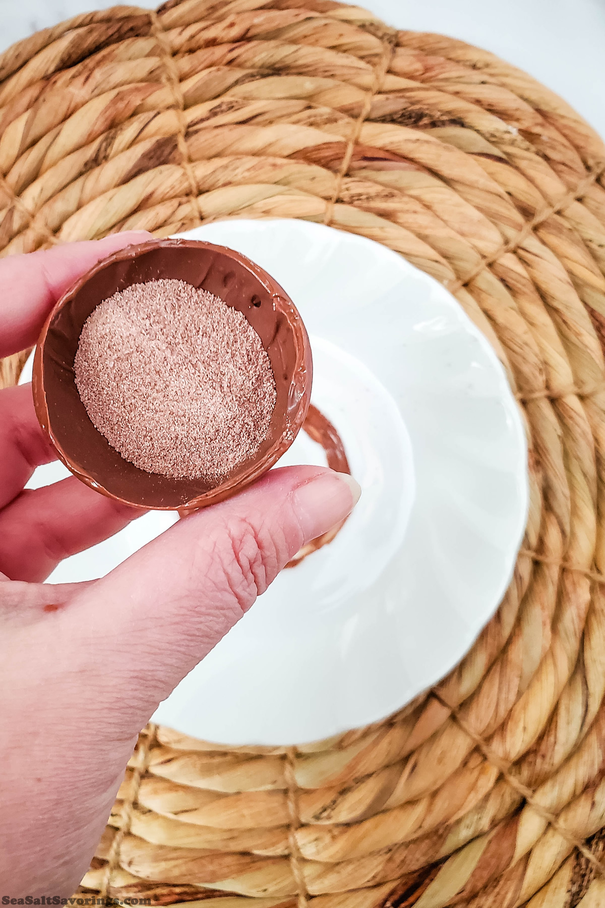 filling half a chocolate ball