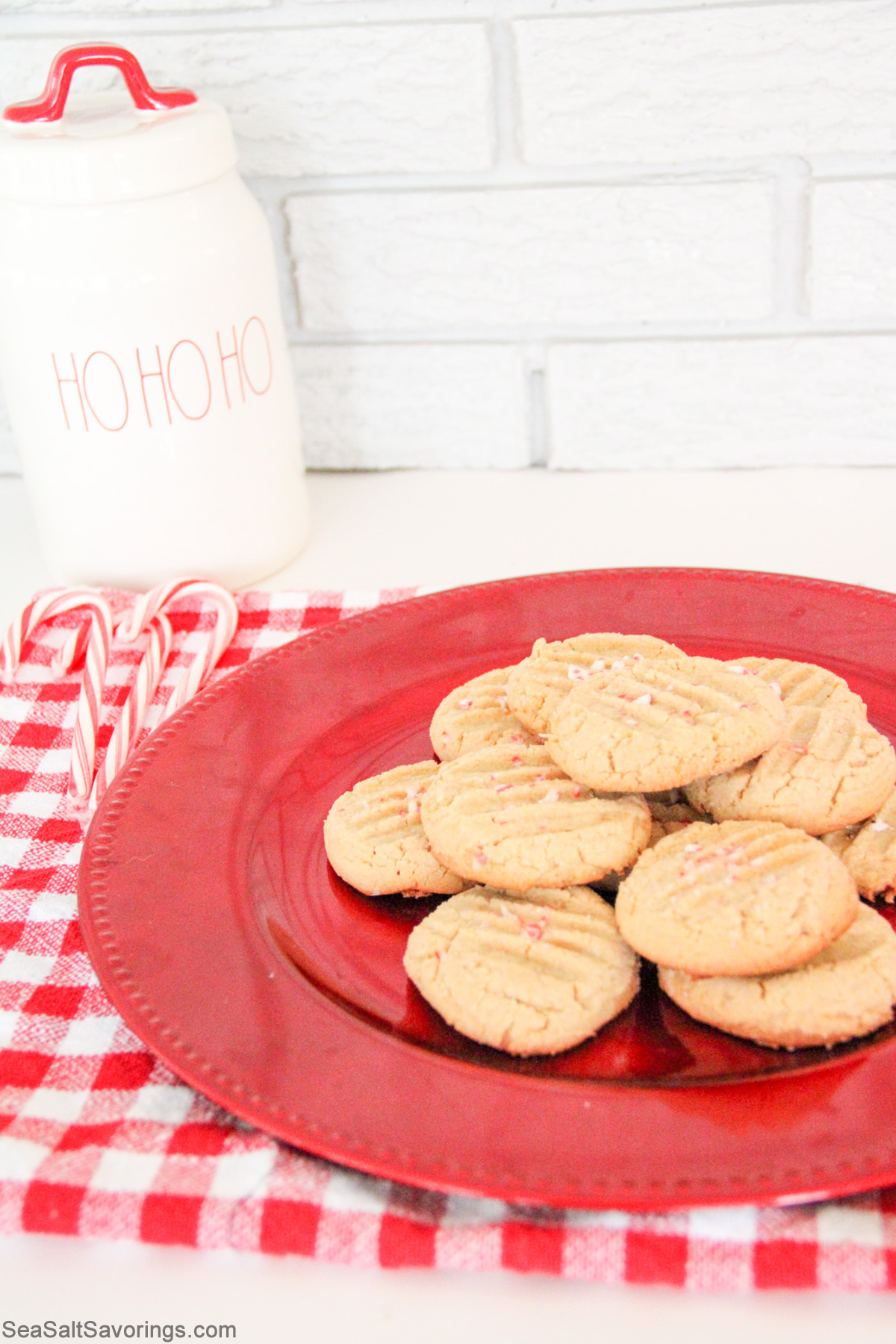 holiday peanut butter cookies on a red plate